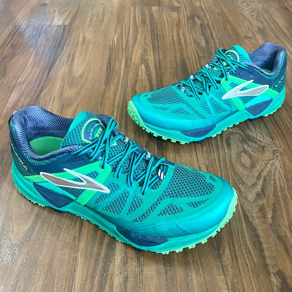 Brooks Cascadia 10 - Men's 8